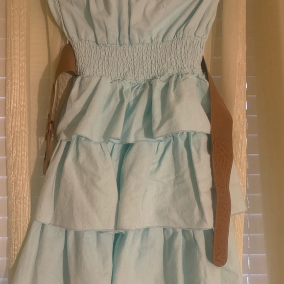 Have Light Blue Garment - Picture 2 of 7